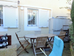 REZ DE JARDIN AVEC PARKING QUARTIER PLAGES